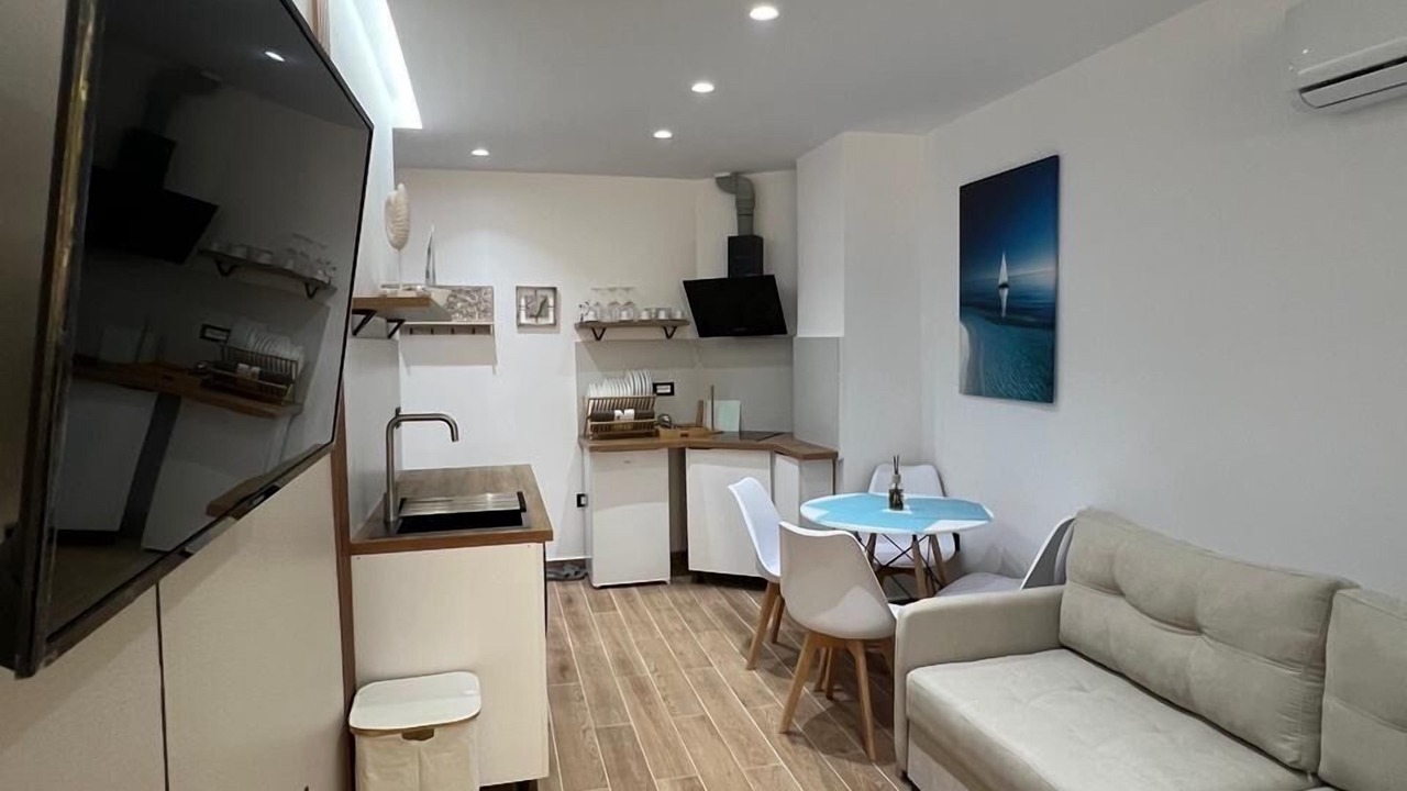 Photo of Livingroom in Qender