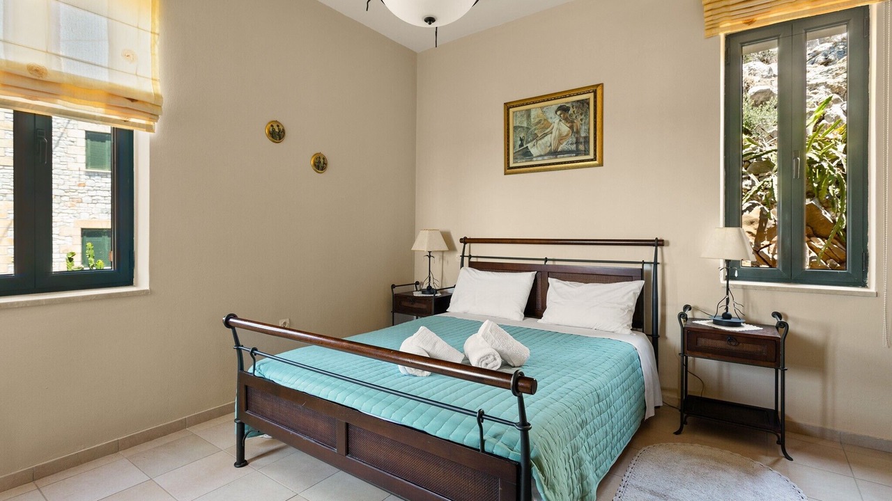 Photo of Bedroom in Lefktron