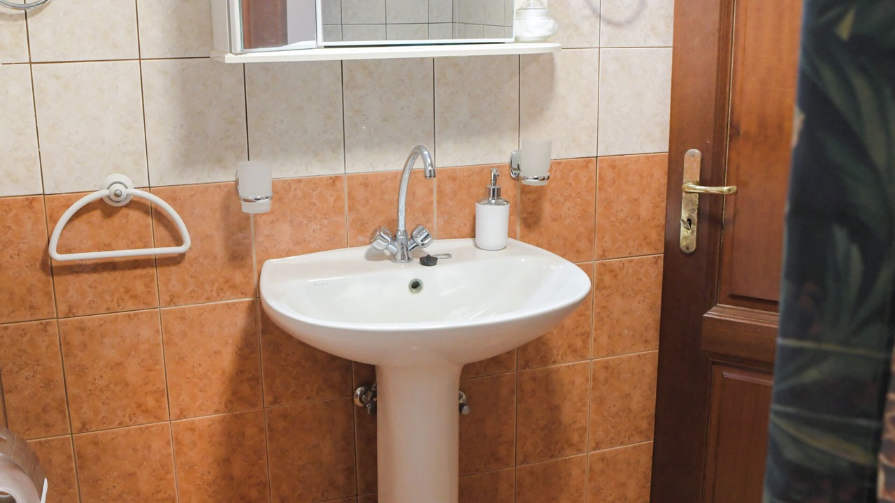 Photo of Bathroom in Kamari