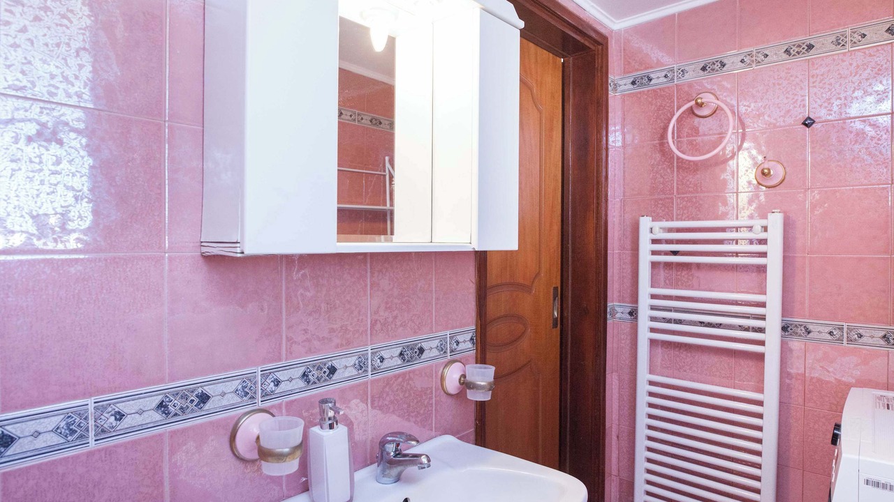 Photo of Bathroom in Peristeri
