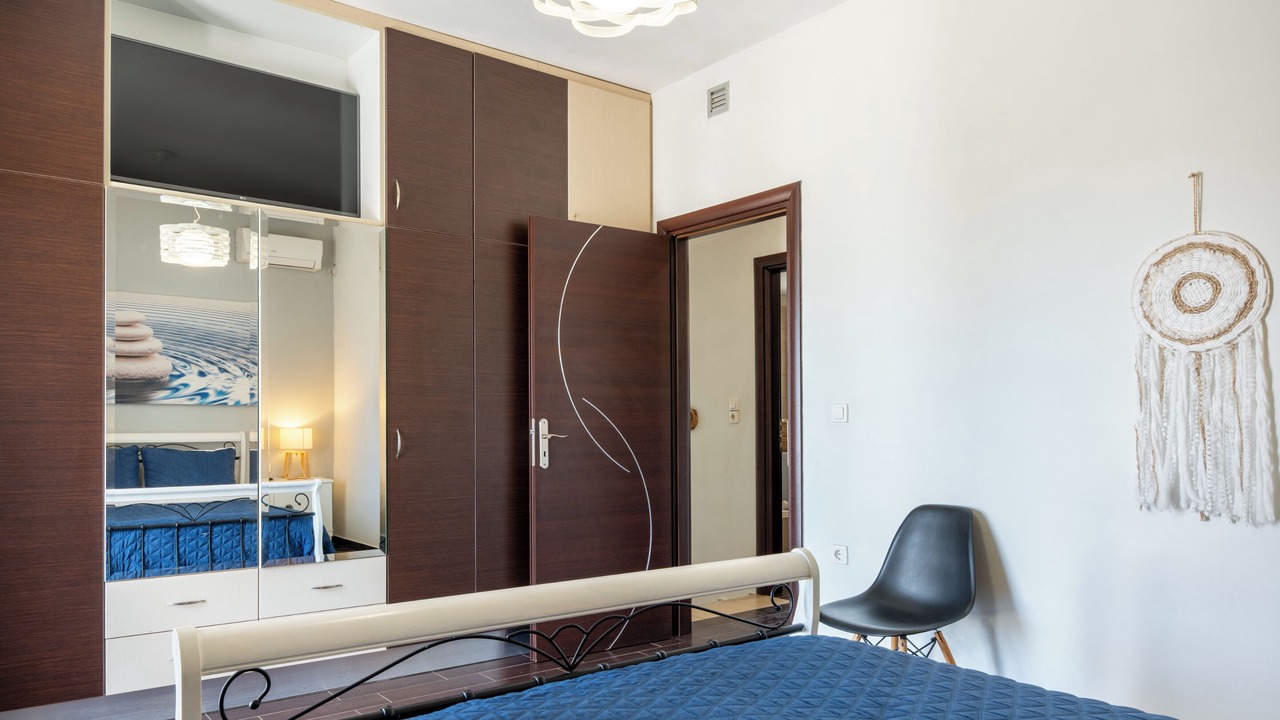 Photo of Bedroom in Ios