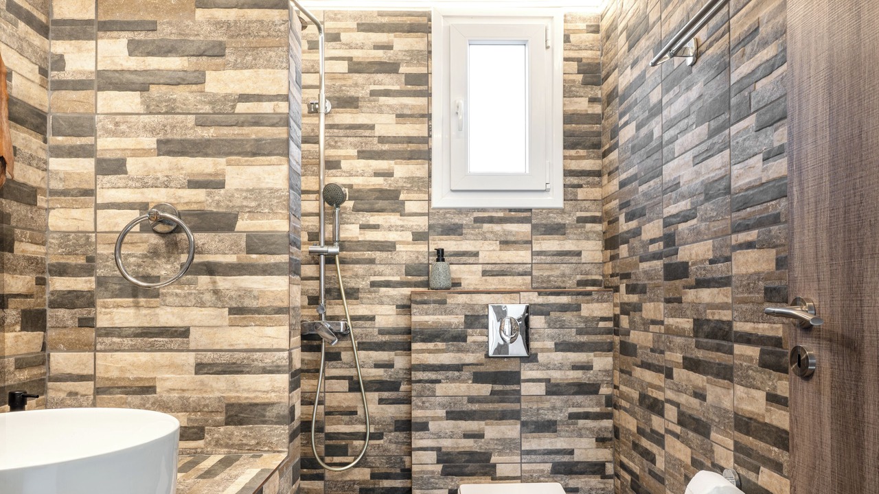 Photo of Bathroom in Ios