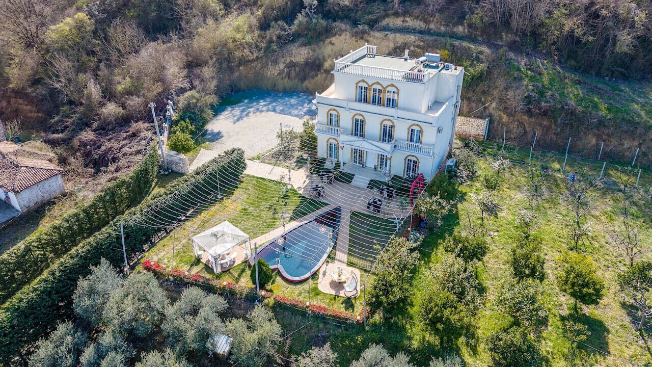Photo of Outdoor in Qerek