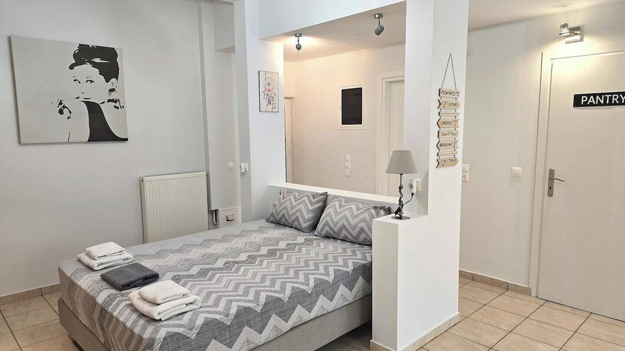 Photo of Bedroom in Marousi