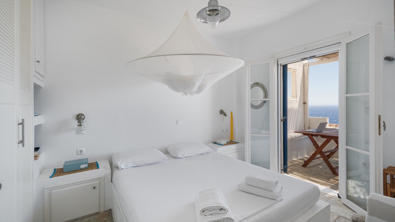 Photo of Bedroom in Serifos