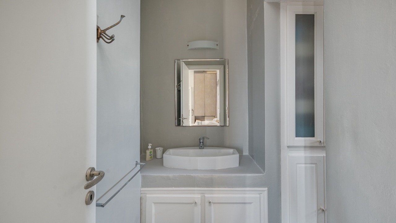 Photo of Bathroom in Serifos