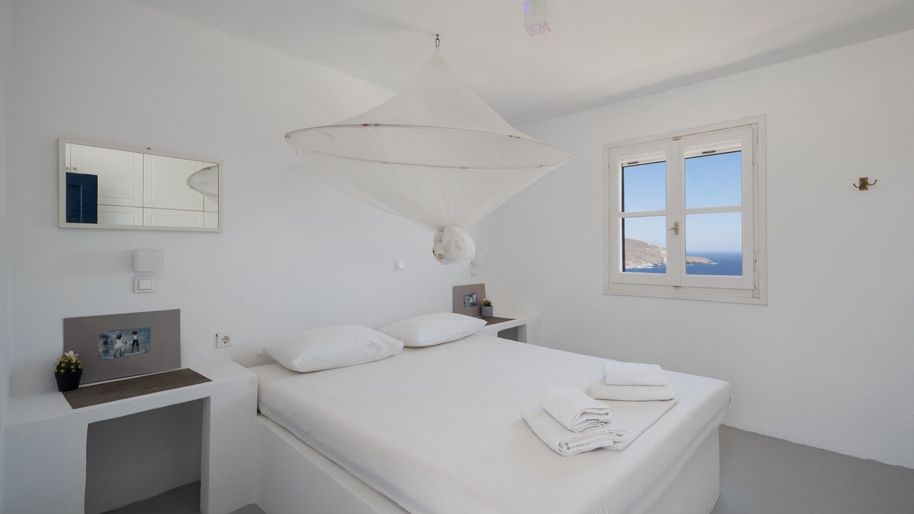 Photo of Bedroom in Serifos