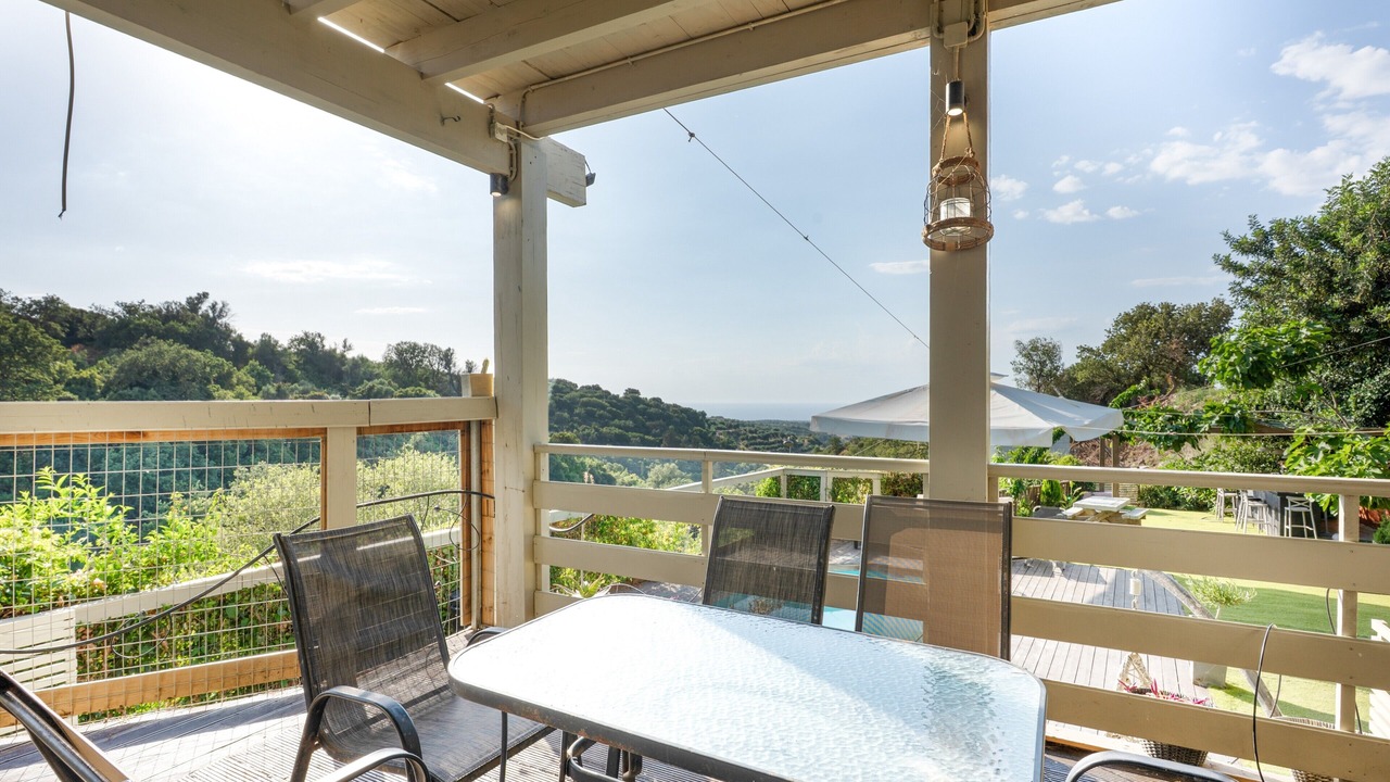Photo of Outdoor in Kapsaliana