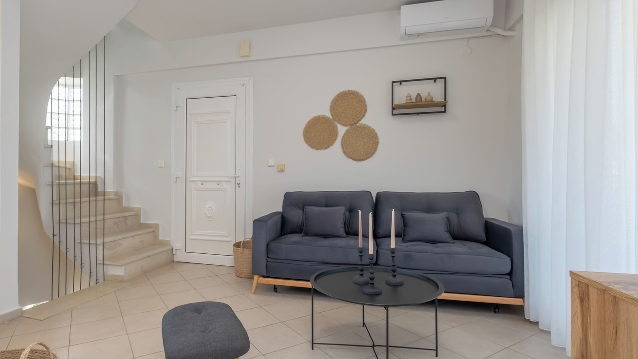 Photo of Livingroom in Polichrono