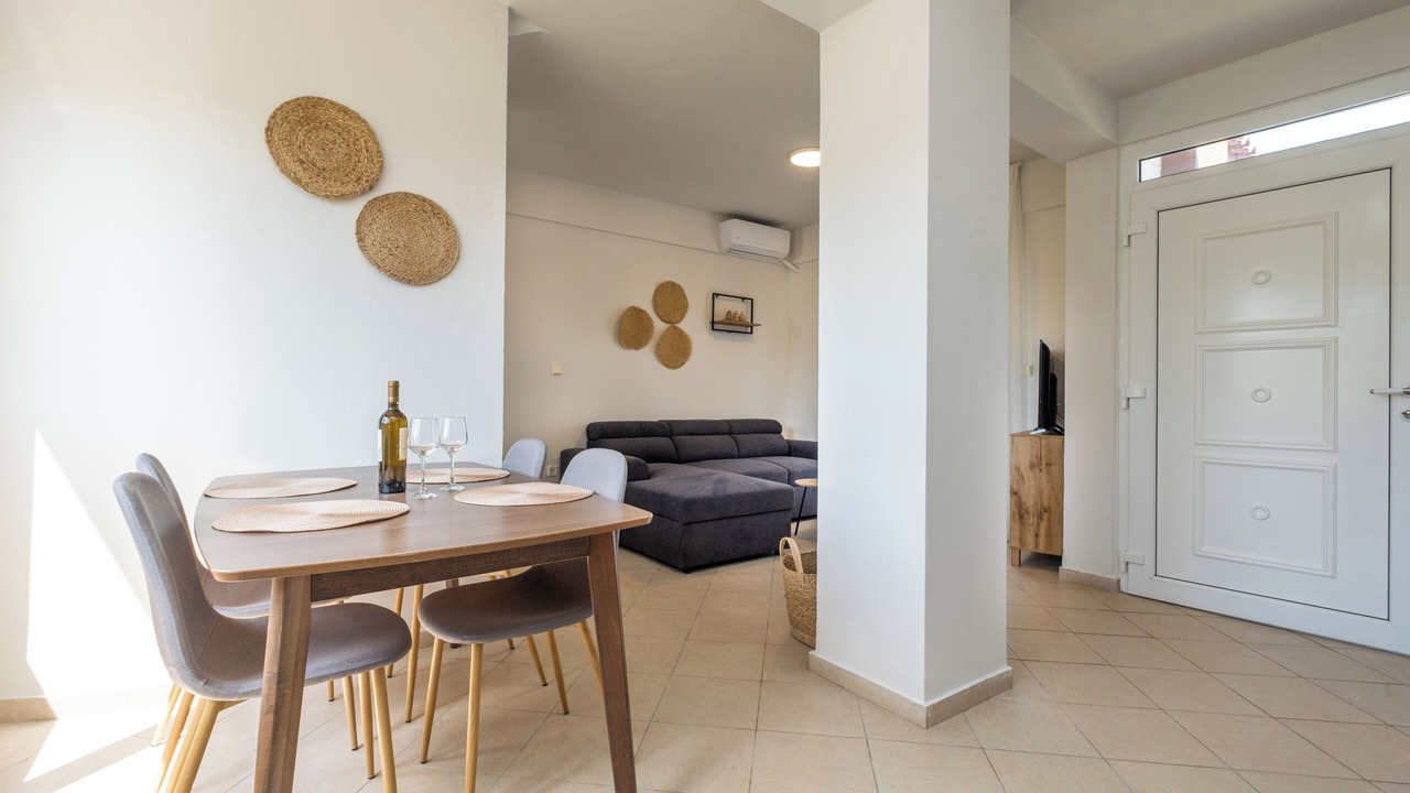 Photo of Livingroom in Polichrono