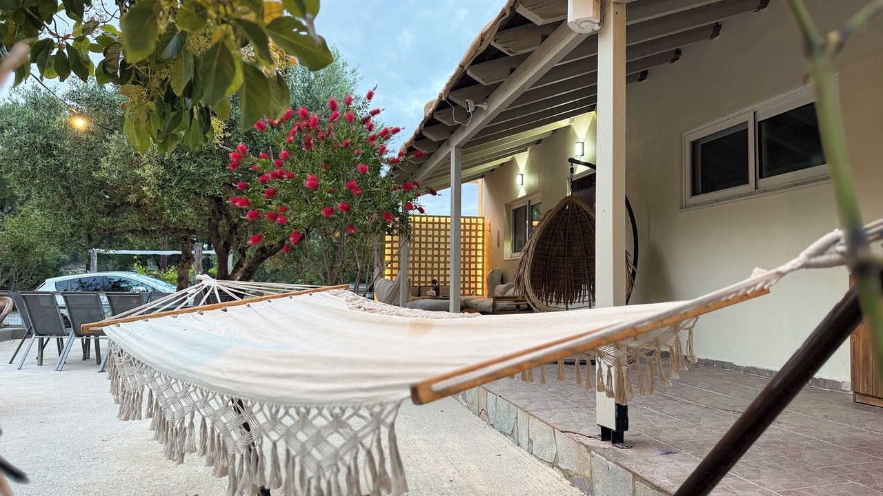 Photo of Patio Balcony in Armenistis