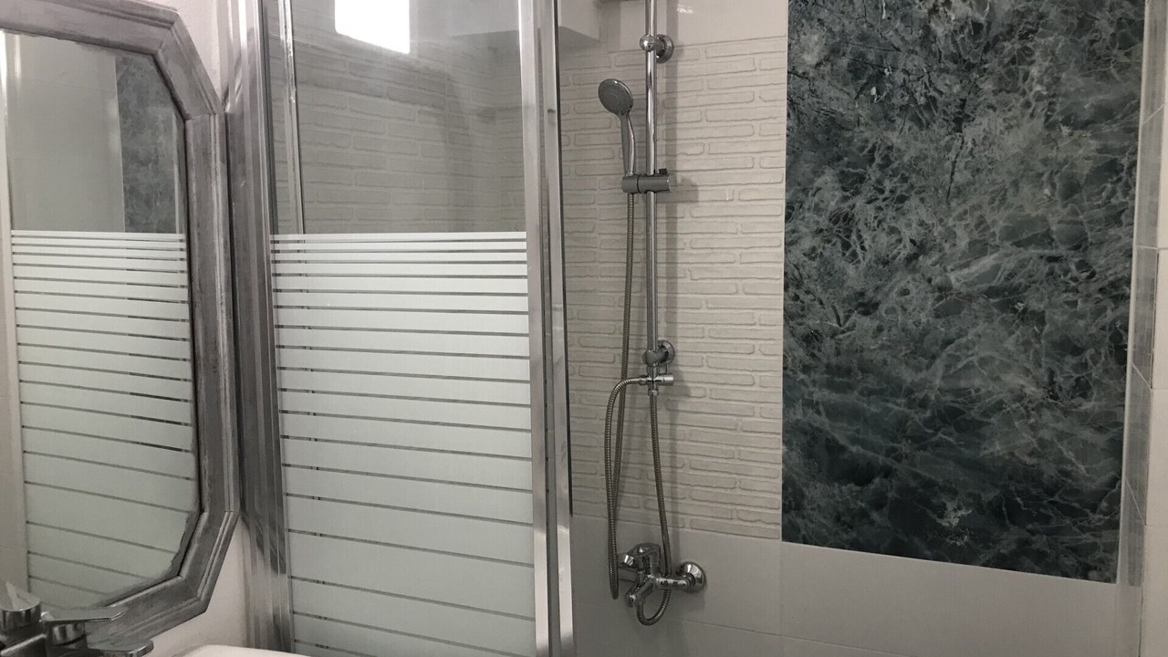 Photo of Bathroom in Platanes