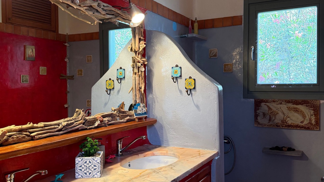 Photo of Bathroom in Pisses