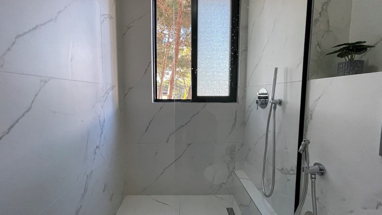 Photo of Bathroom in Golem