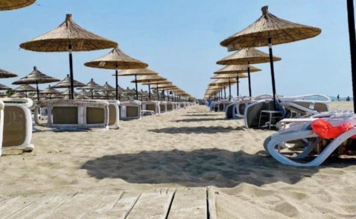 Photo of Others in Qerek
