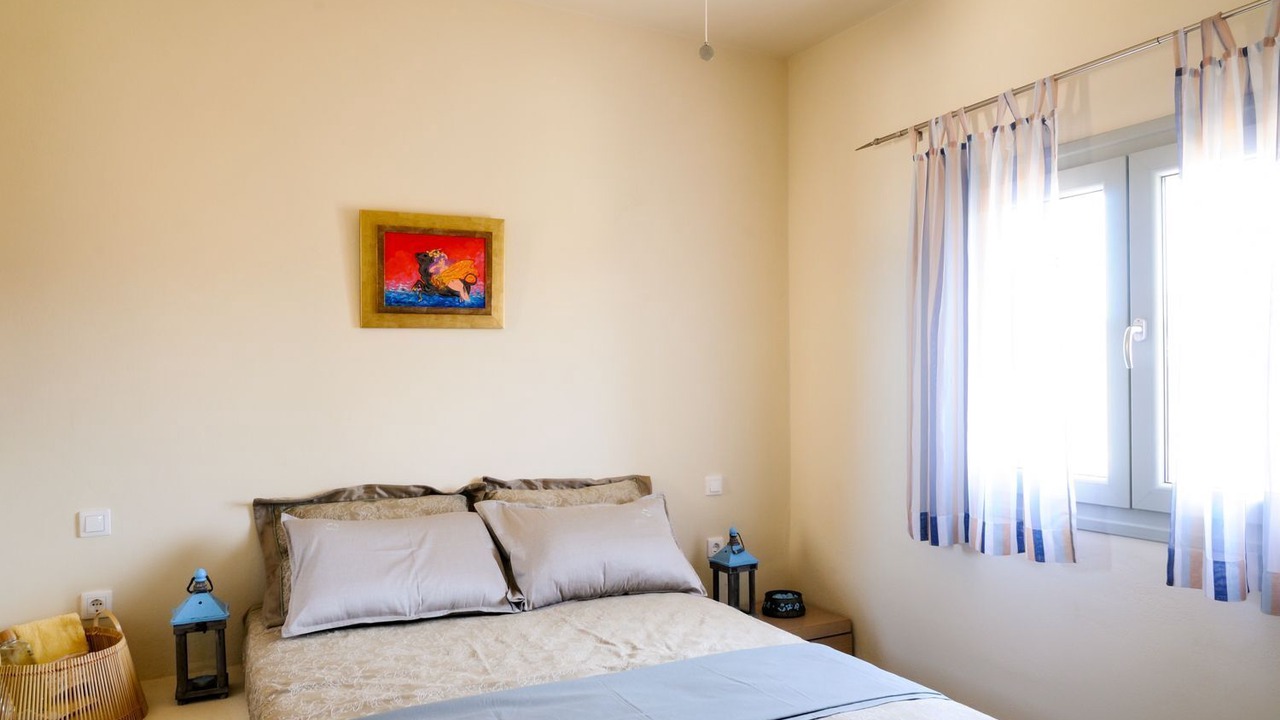 Photo of Bedroom in Kea