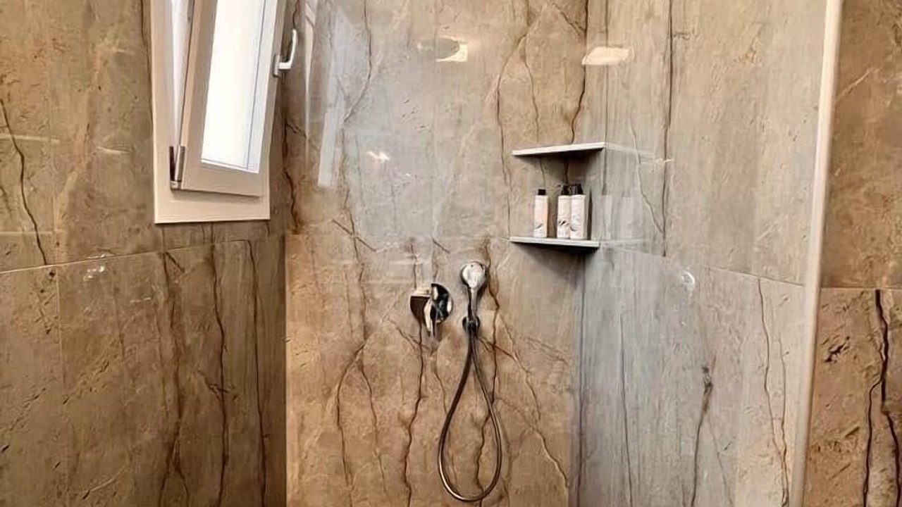 Photo of Bathroom in Faistos