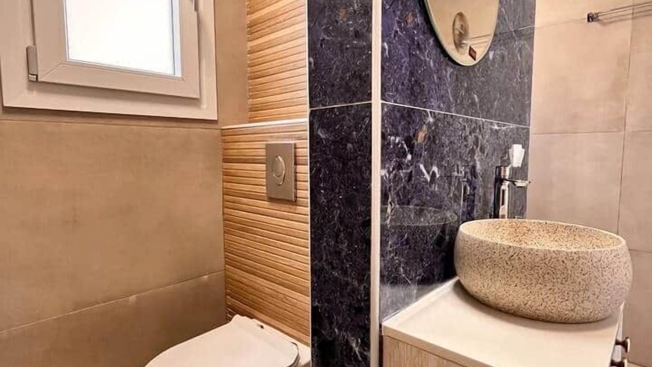Photo of Bathroom in Faistos