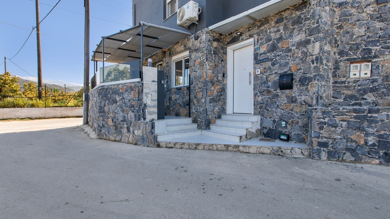 Photo of Outdoor in Perivolia