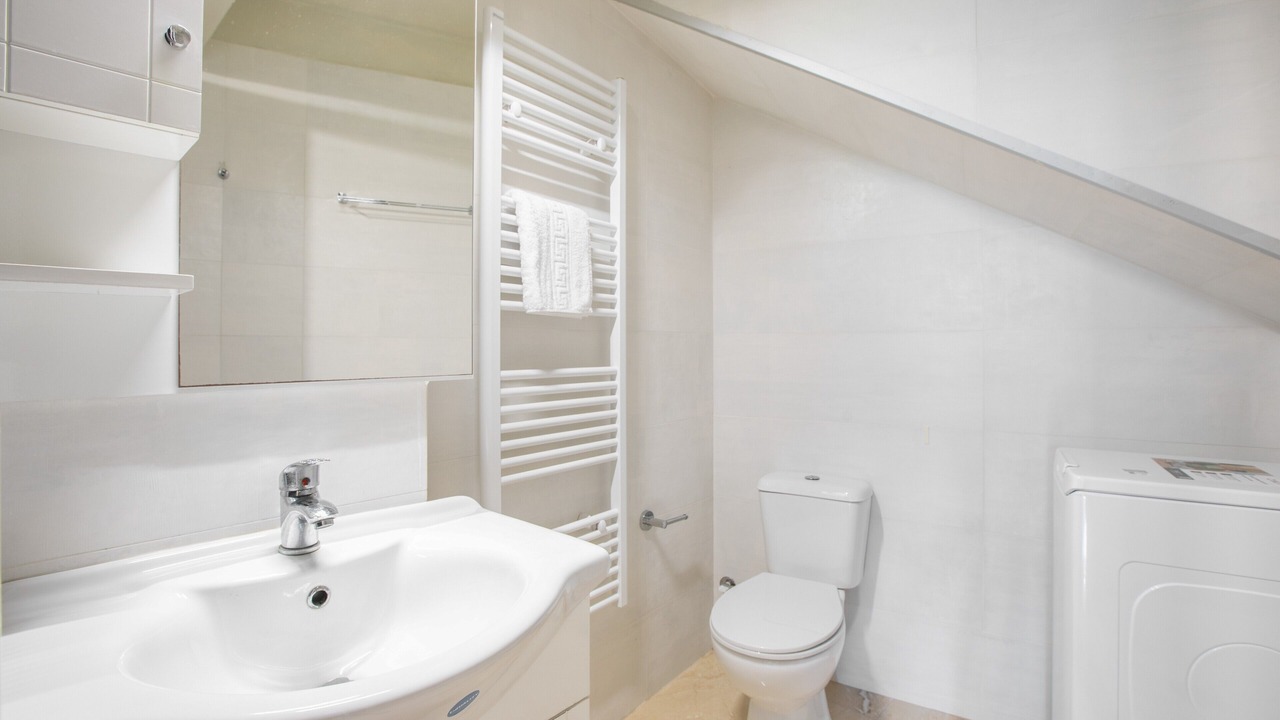 Photo of Bathroom in Perivolia