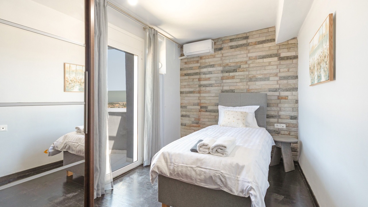 Photo of Bedroom in Perivolia