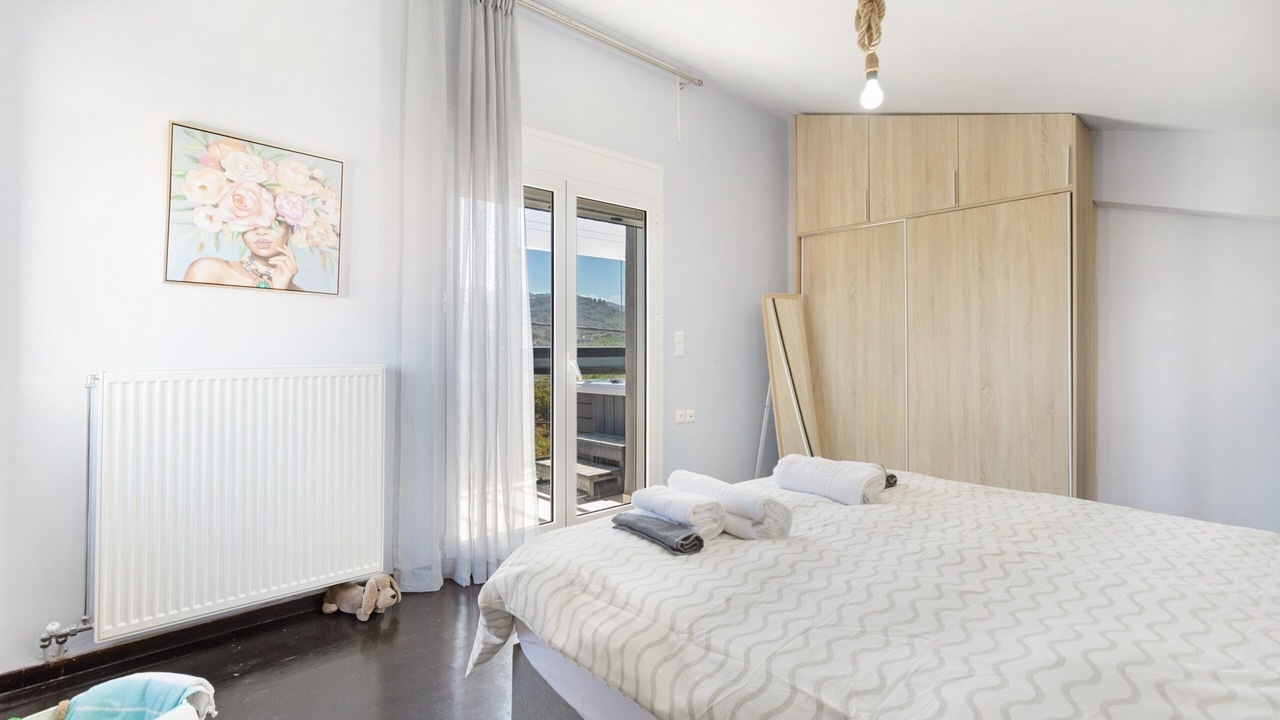 Photo of Bedroom in Perivolia