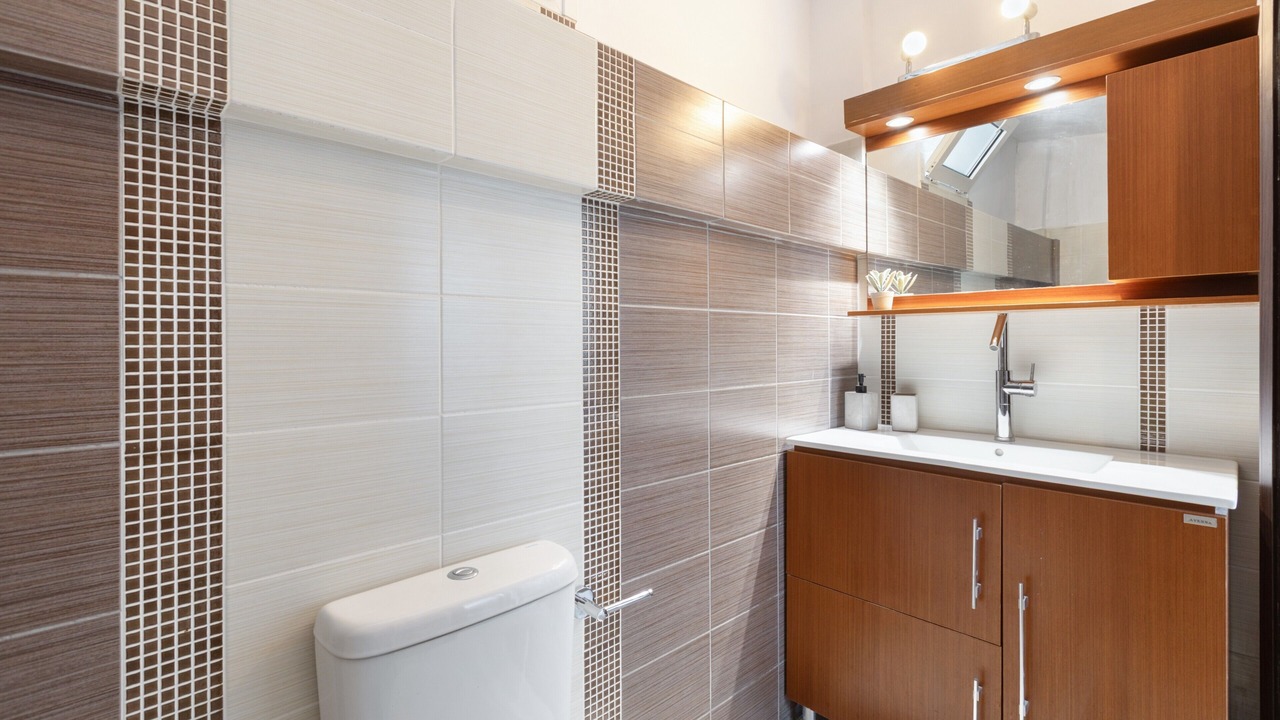 Photo of Bathroom in Perivolia