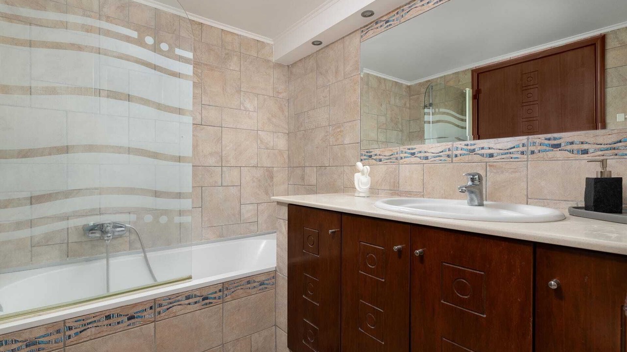 Photo of Bathroom in Asgourou