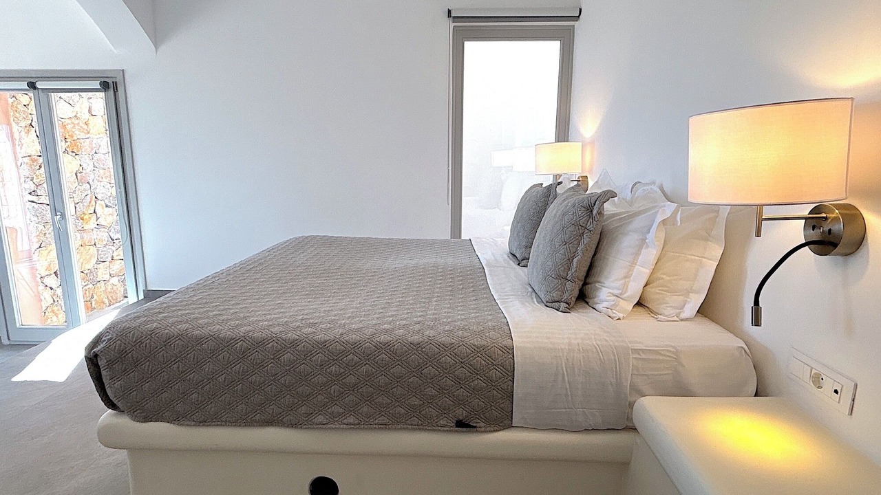 Photo of Bedroom in Santorini