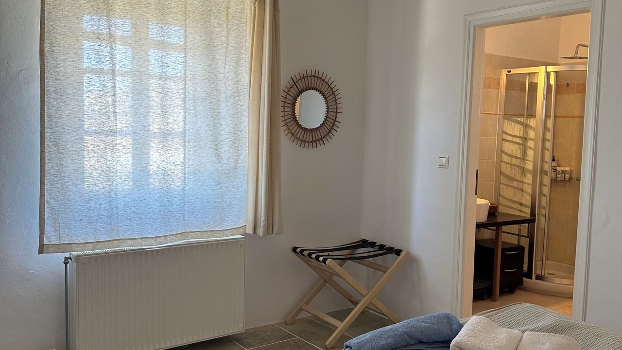 Photo of Bedroom in Platis Gialos
