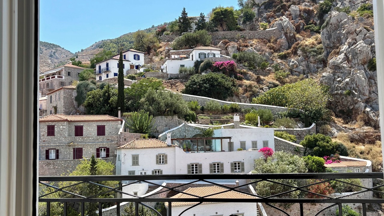 Photo of Outdoor in Idhra