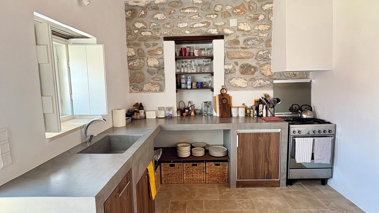 Photo of Kitchen in Idhra