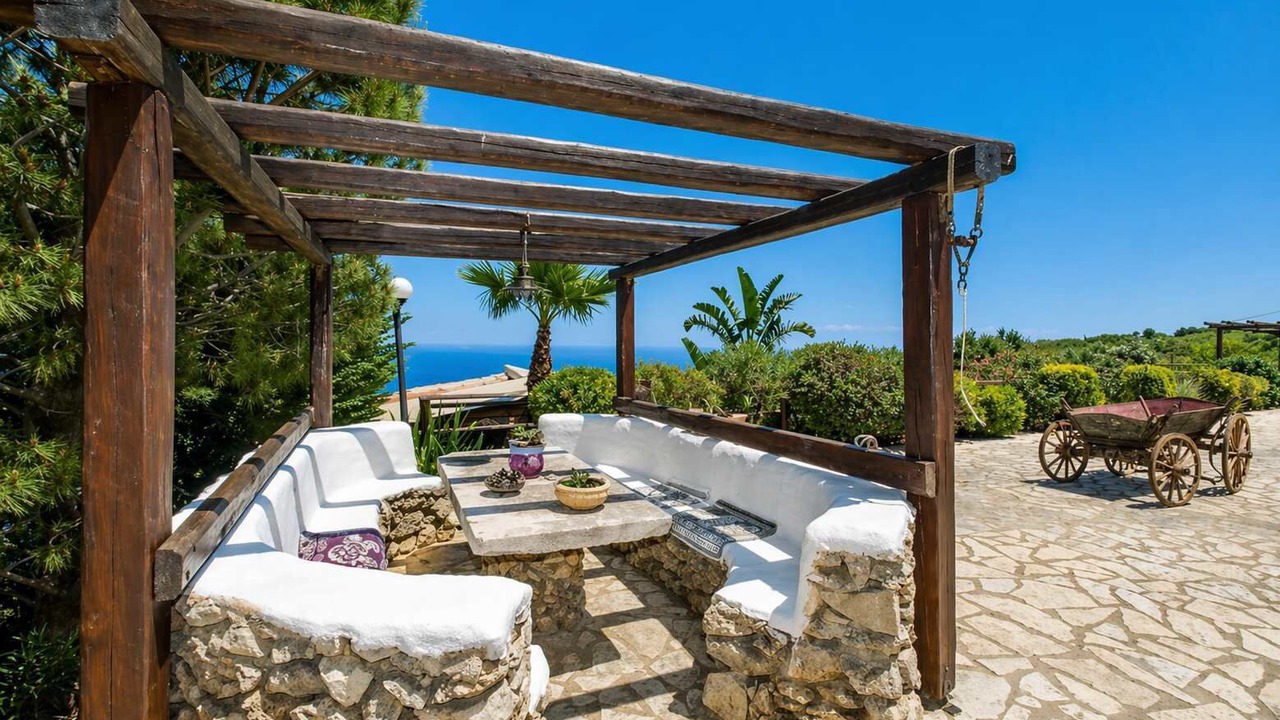 Photo of Outdoor in Skinaria