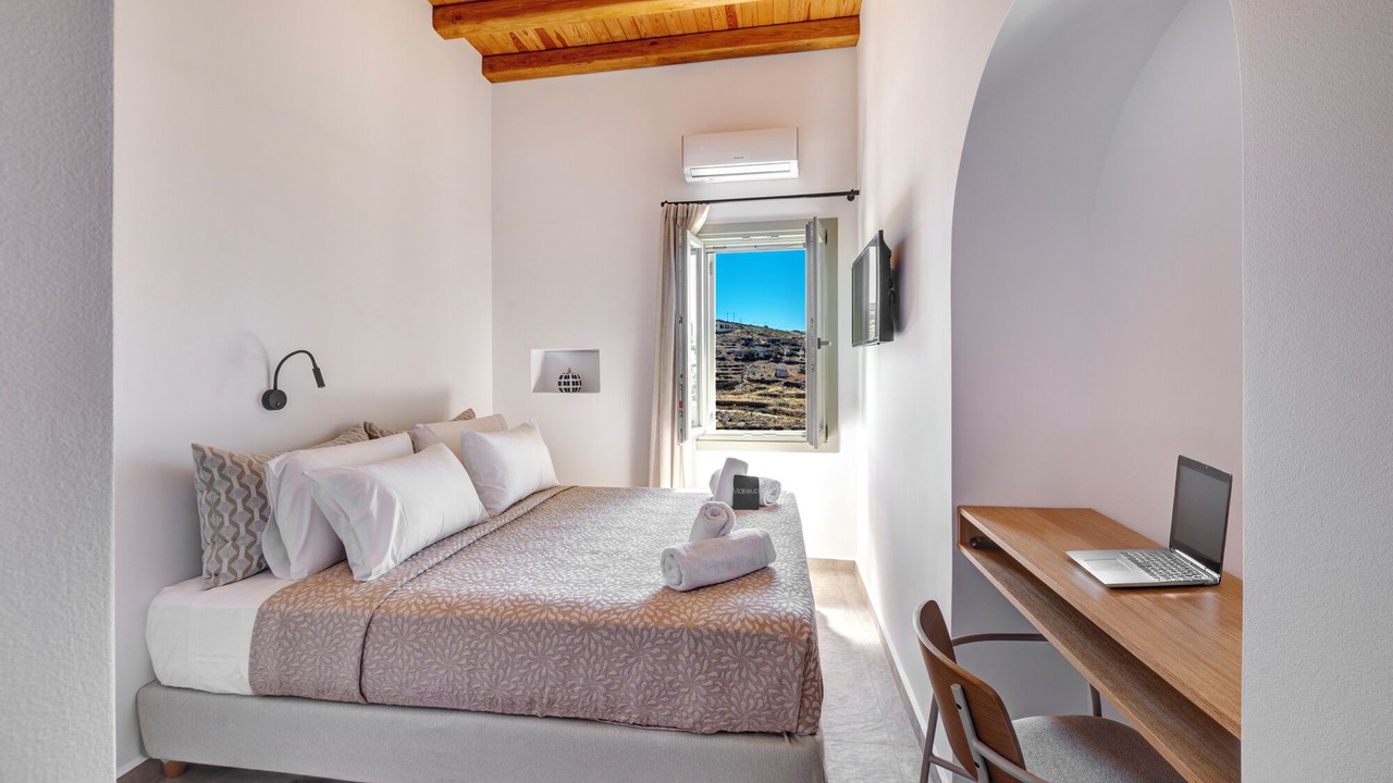 Photo of Bedroom in Ano Siros