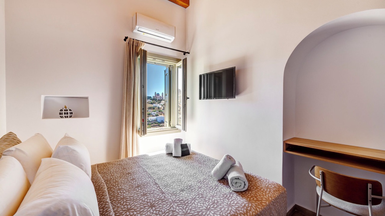 Photo of Bedroom in Ano Siros