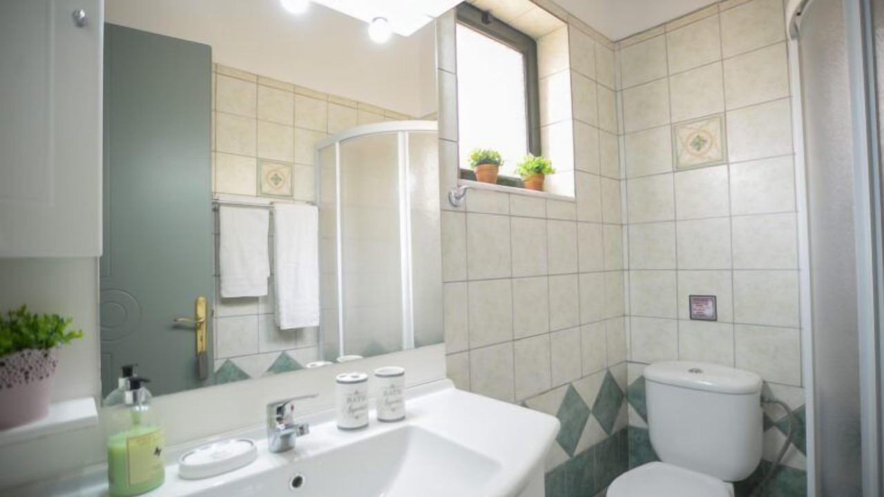 Photo of Bathroom in Alykes