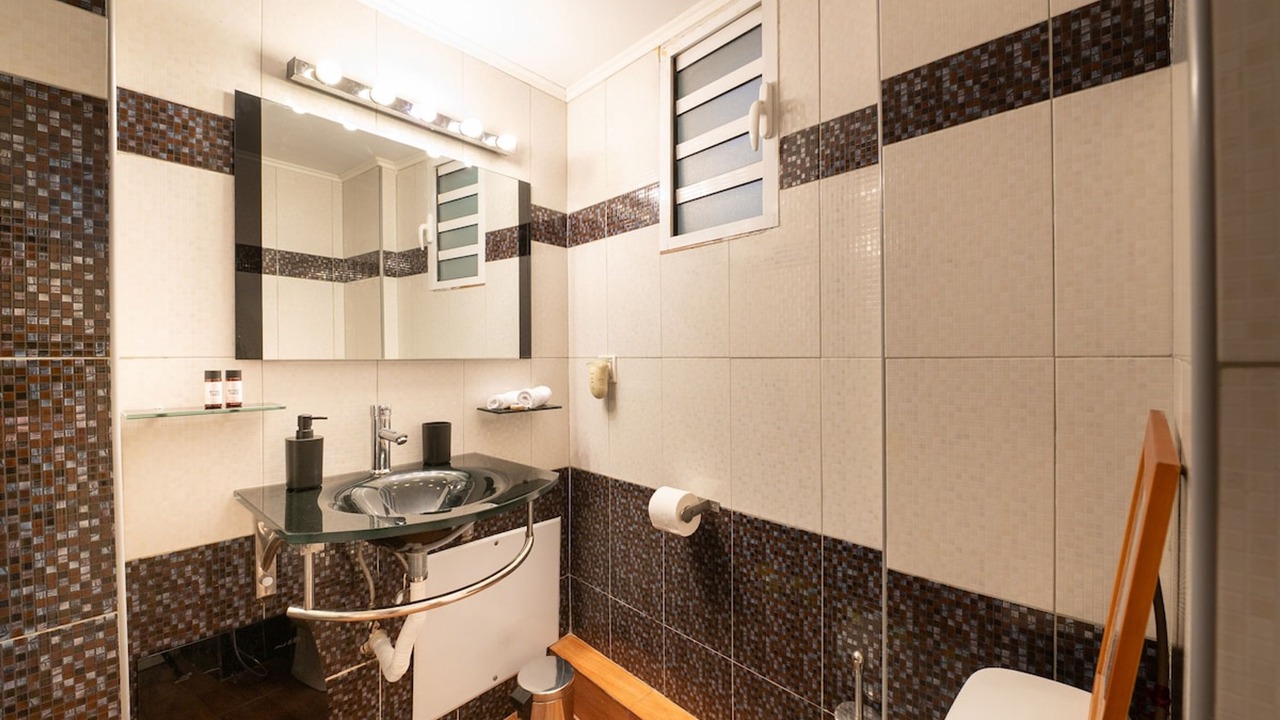 Photo of Bathroom in Kinosargous