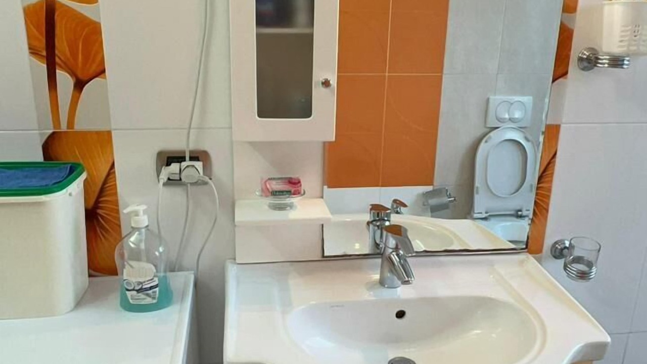 Photo of Bathroom in Golem