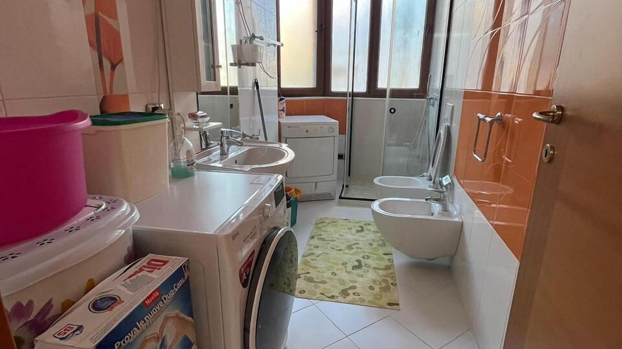Photo of Bathroom in Golem