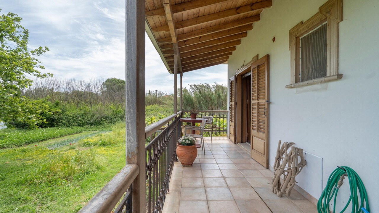 Photo of Patio Balcony in Kalligoni
