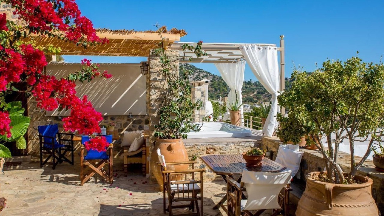 Photo of Outdoor in Anatoli