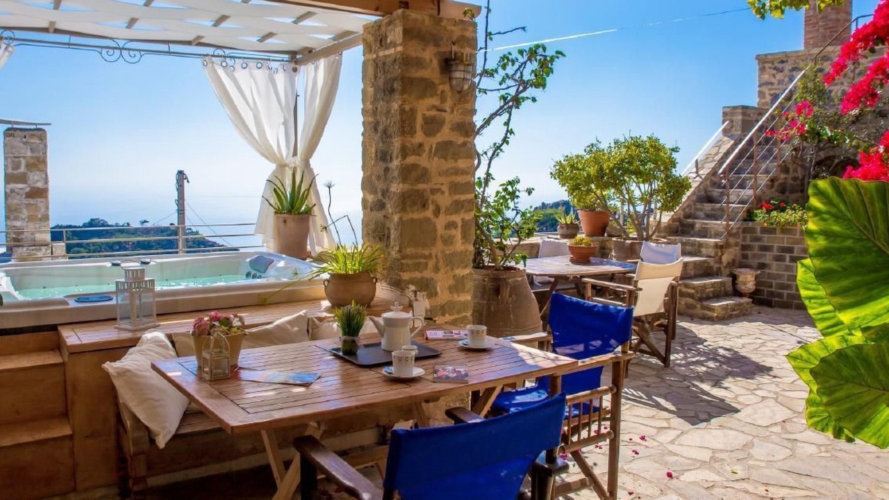 Photo of Outdoor in Anatoli