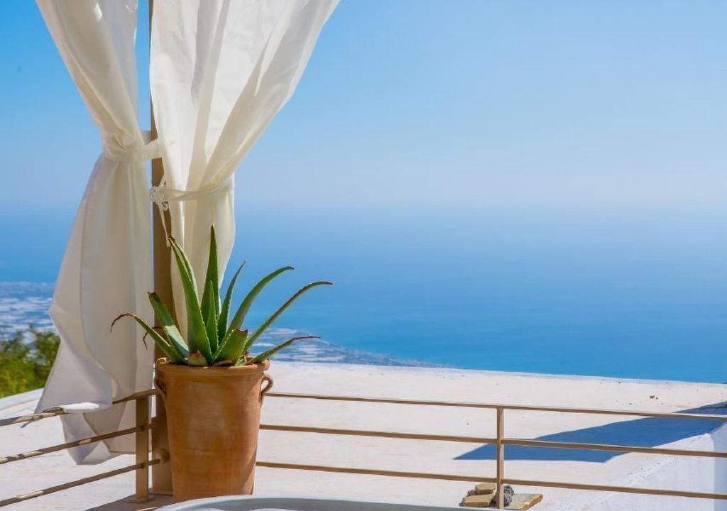 Photo of Outdoor in Anatoli