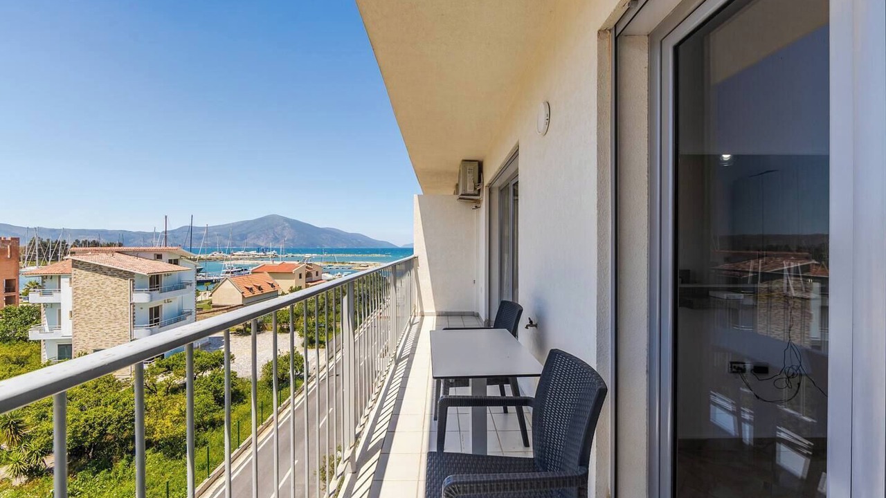 Photo of Patio Balcony in Orikum