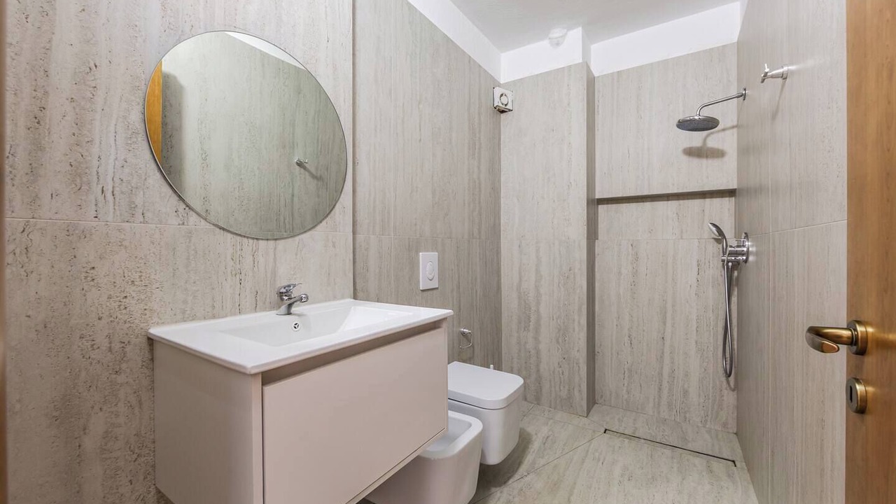 Photo of Bathroom in Orikum