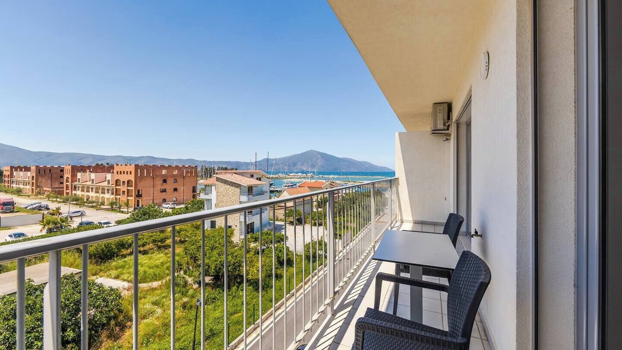 Photo of Patio Balcony in Orikum