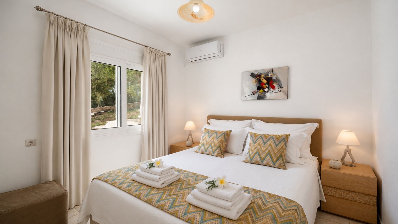 Photo of Bedroom in Vathi
