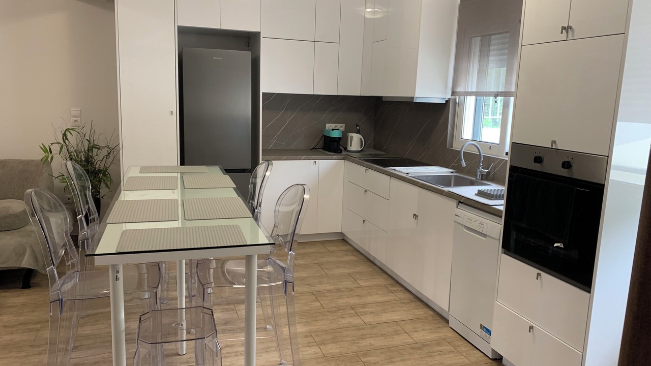 Photo of Kitchen in Saronikos