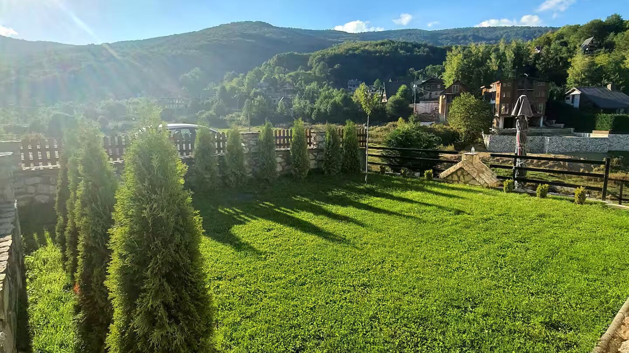 Photo of Outdoor in Restelicë