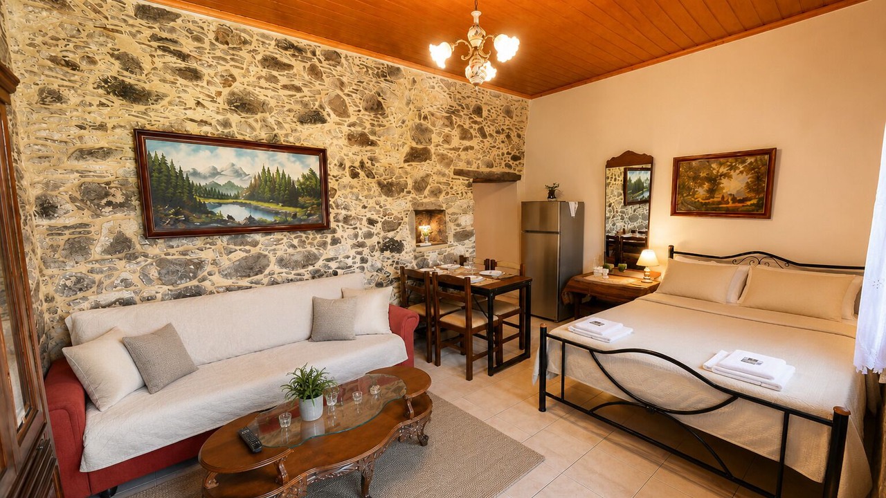 Photo of Bedroom in Elos